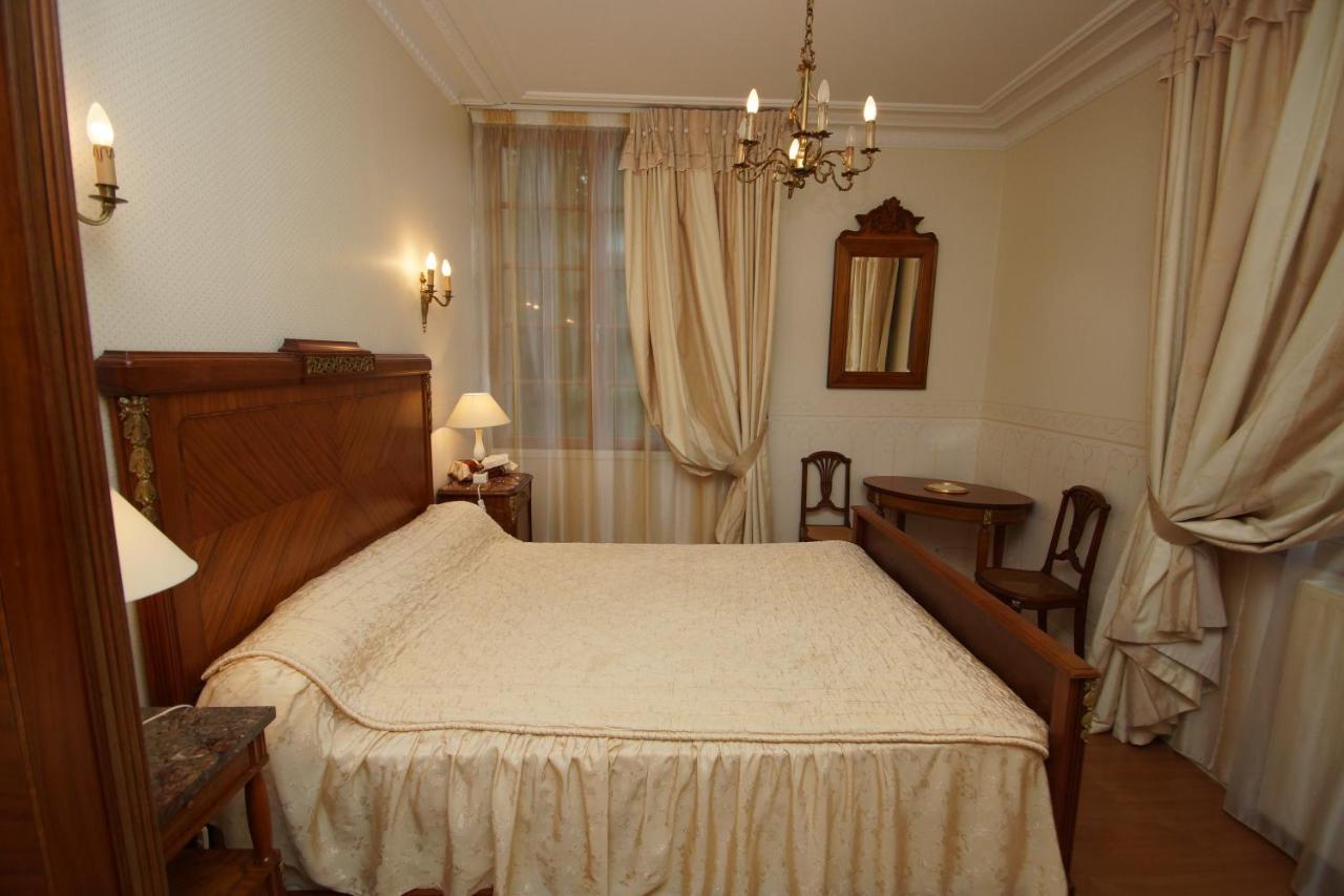 Le Manoir Des Arts Bed & Breakfast Saint-Samson-de-Bonfosse Exterior photo
